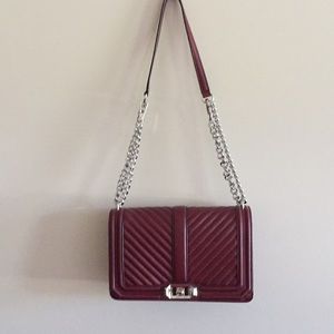 Chevron quilted slim love cross body bag